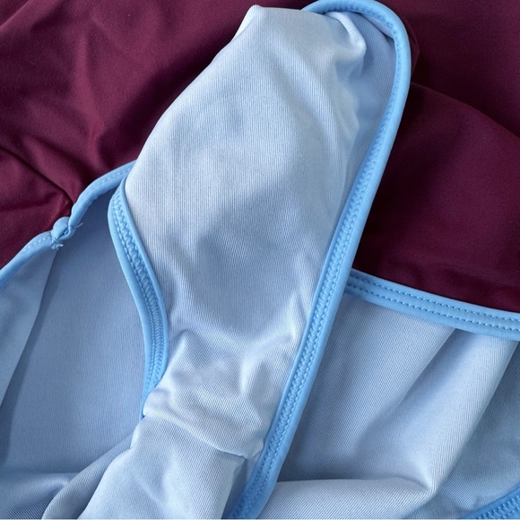 Salt Gypsy Jade One Piece in Merlot | SMALL
NWT - Picture 6 of 8